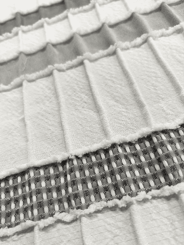 Tissu froissé à petite grille
